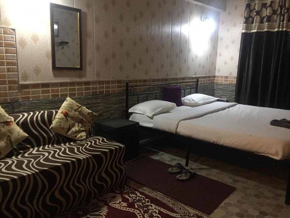 Hotel O Hya'S Homestay Dehradun Ngoại thất bức ảnh